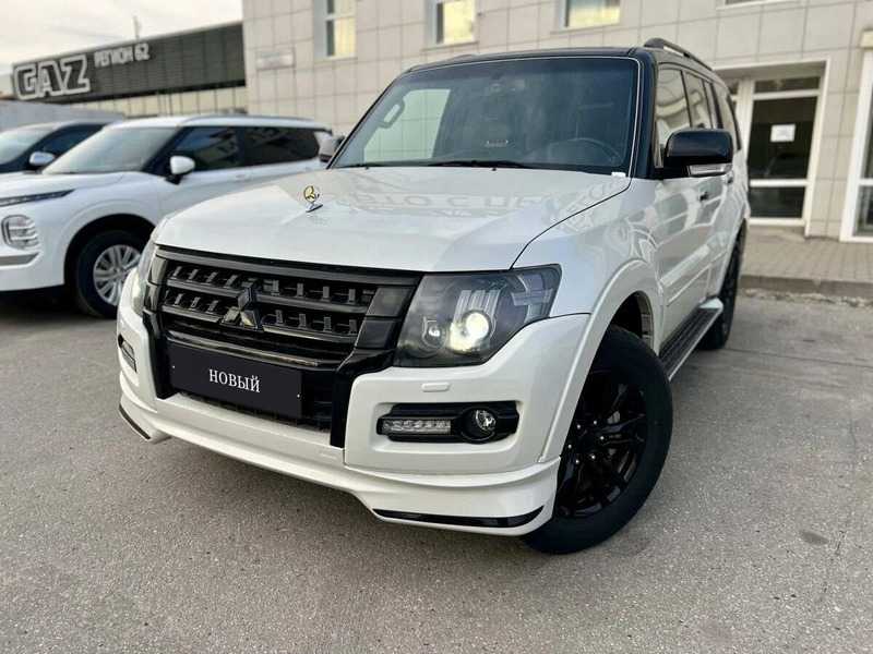 Mitsubishi - Mitsubishi Pajero