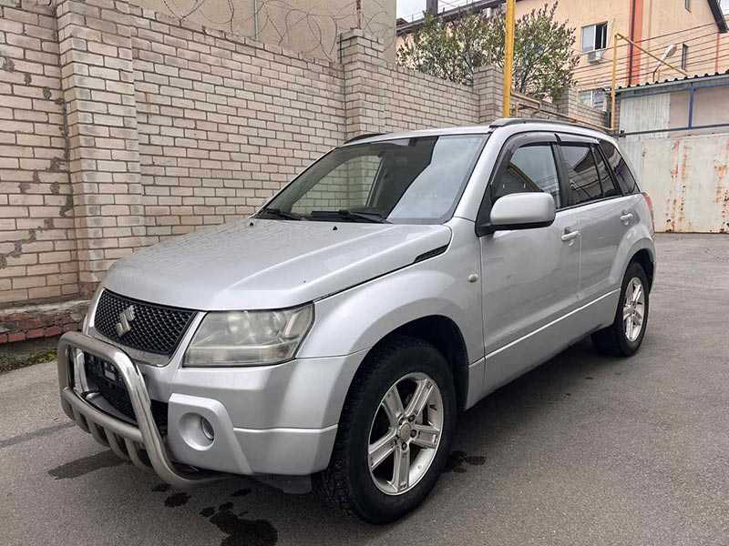 Suzuki - Suzuki Grand Vitara