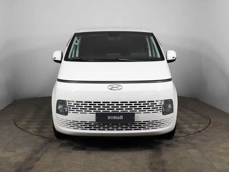 Hyundai - Hyundai Staria