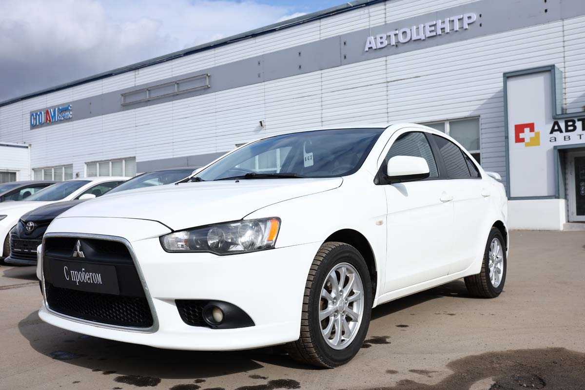 Mitsubishi - Mitsubishi Lancer