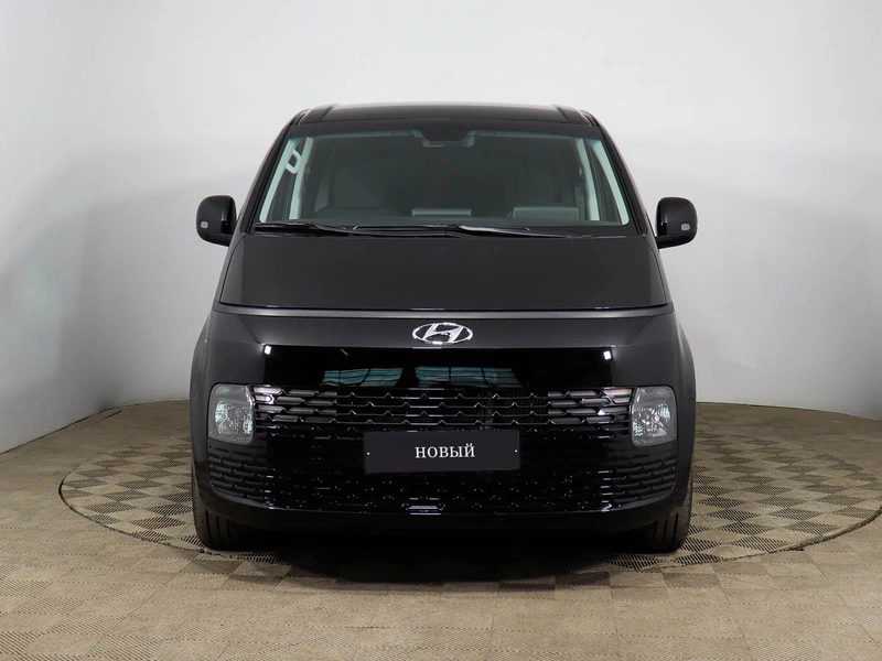 Hyundai - Hyundai Staria