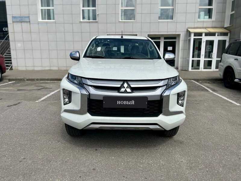 Mitsubishi - Mitsubishi L200