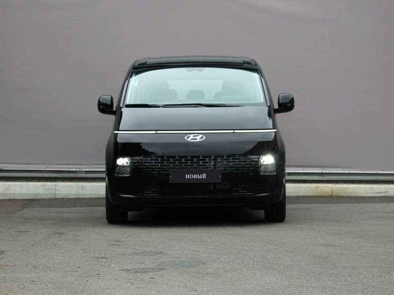 Hyundai - Hyundai Staria