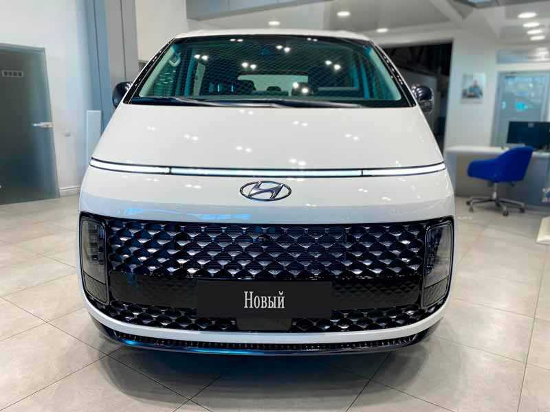 Hyundai - Hyundai Staria