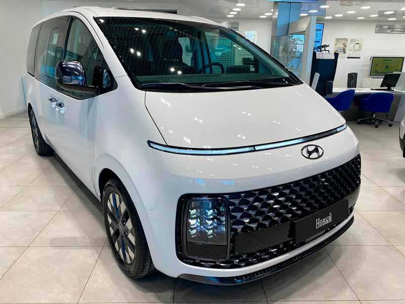 Hyundai - Hyundai Staria