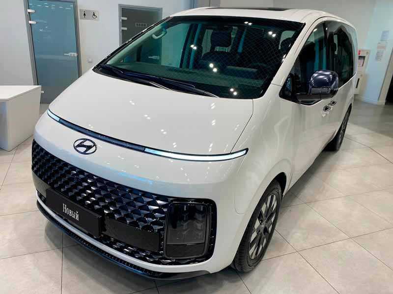 Hyundai - Hyundai Staria