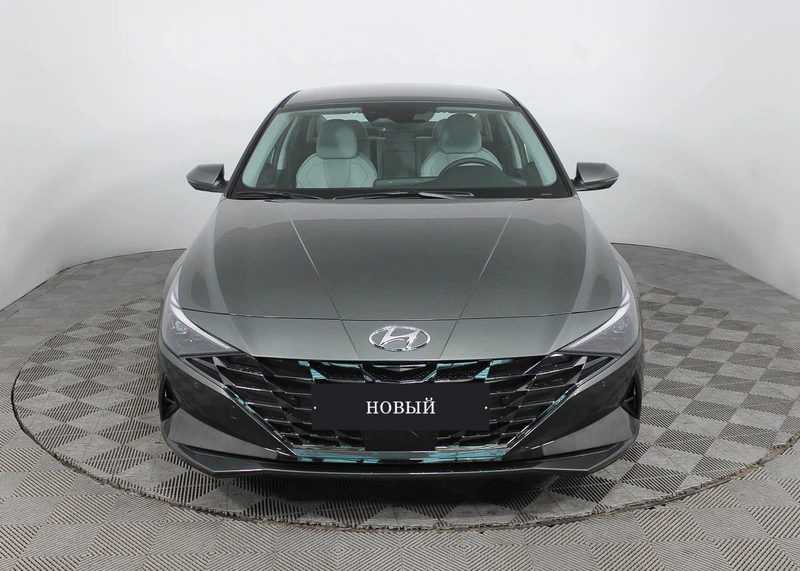 Hyundai - Hyundai Elantra