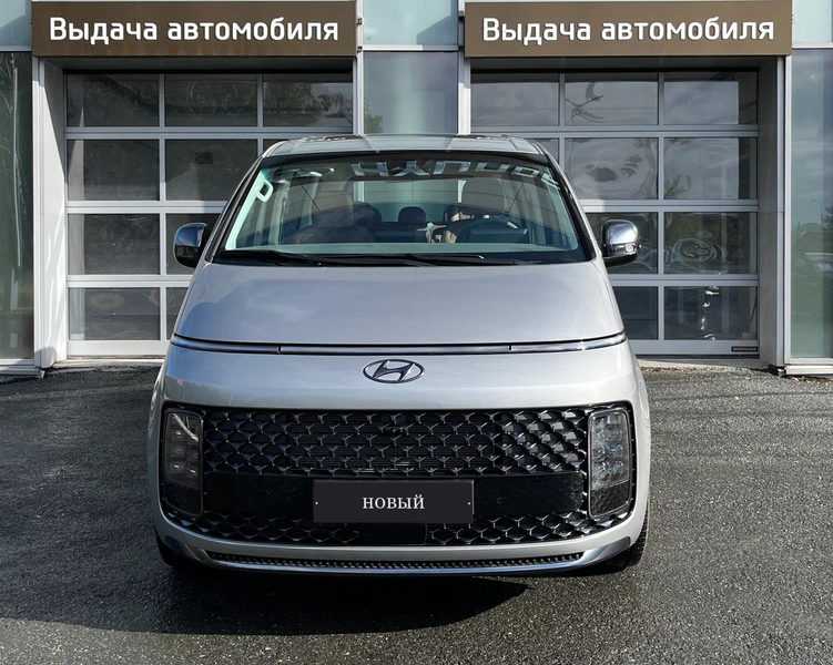 Hyundai - Hyundai Staria